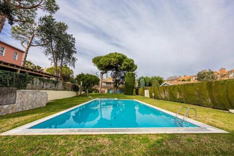 Piscina comunitaria
