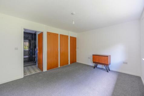 8 Erasmus Way (32 of 40).jpg