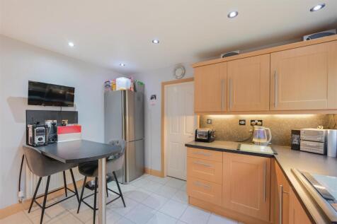 13 Highfield Avenue (8 of 26).jpg
