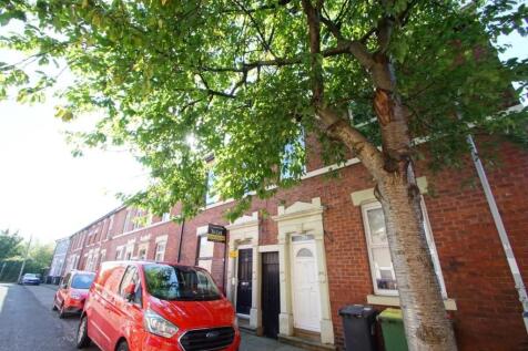 39 Wellington St. PR1 8TQ [1].jpg