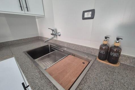 Modern kitchen