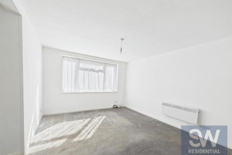 CAM02674G0-PR0086-STILL006.jpg