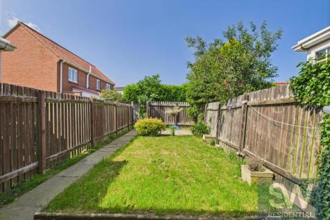 CAM02674G0-PR0103-STILL014.jpg