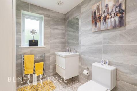 Master Ensuite