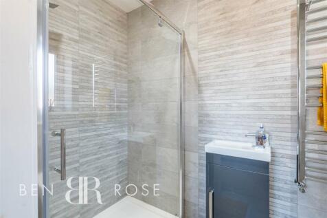 Bedroom Two Ensuite