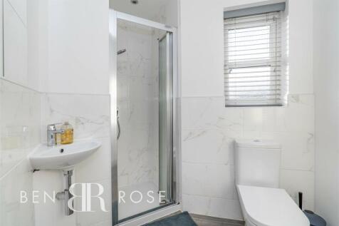 Master Ensuite