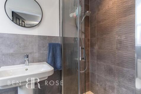 Master Ensuite