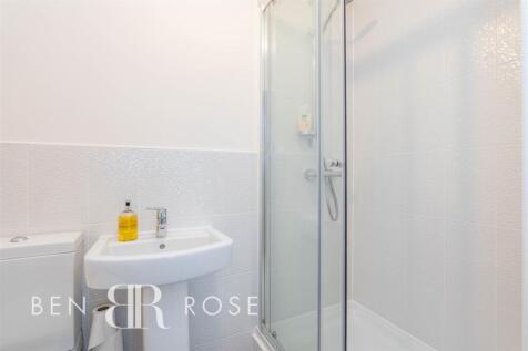 Bedroom Two Ensuite