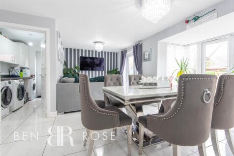 Kitchen/Dinning Room