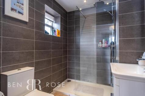 Master Ensuite
