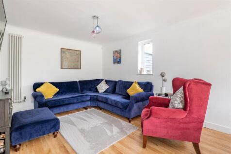 Dining Room/Sung