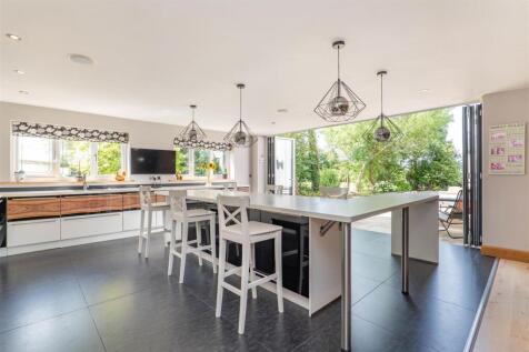Kitchen/Breakfast/Family Room