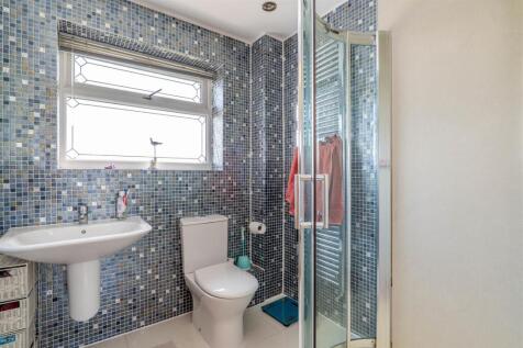 Master Ensuite