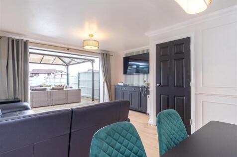 Lounge/Diner