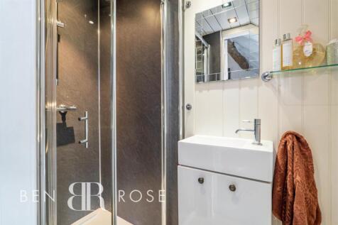 Master Bedroom Ensuite