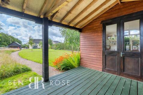 Garden Room Seating Area