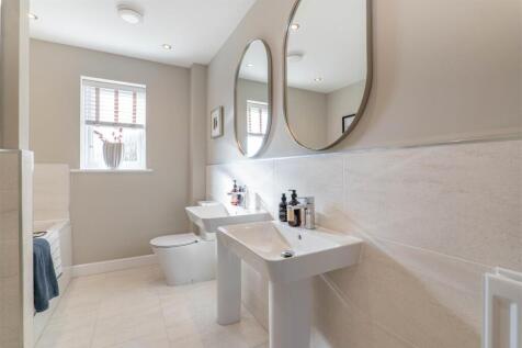 Master Bedroom Ensuite