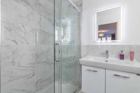 Master Bedroom Ensuite