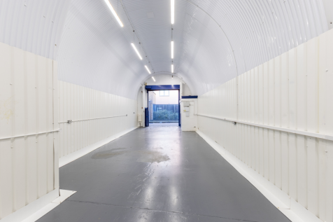 An empty arch with white lining