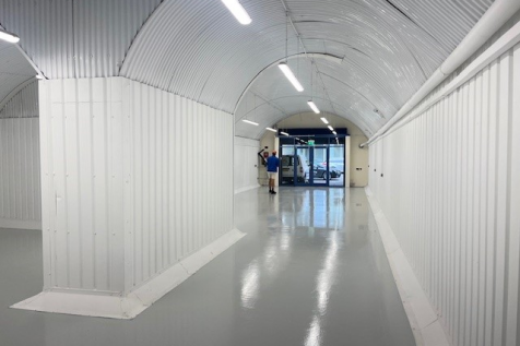 An empty arch with white lining