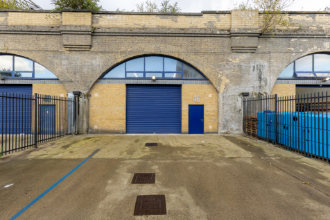 The front of an arch.