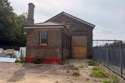 The front of an arch.