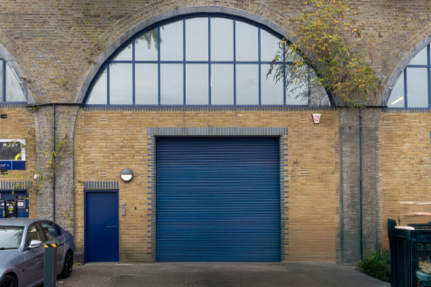 The front of an arch.