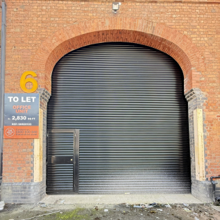 The front of an arch.