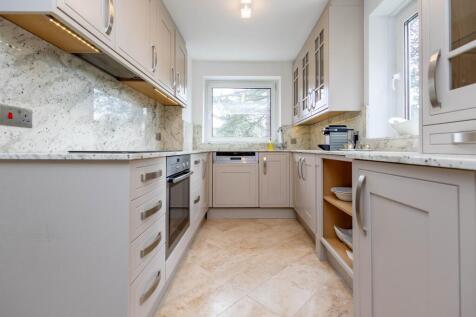 Kitchen Main