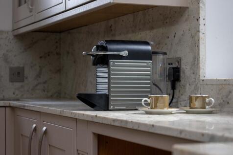 Feature Kitchen