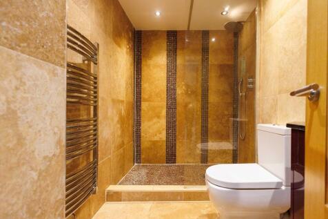 Master En-suite