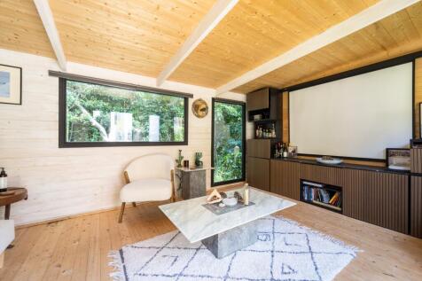 Garden Room 3