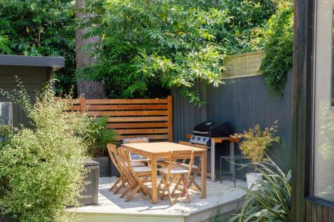 External Dining
