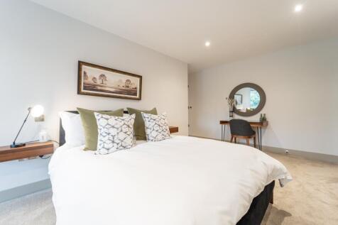 Second bedroom
