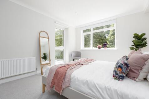 Master bedroom-balco