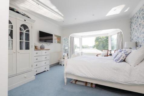 Bedroom 2-