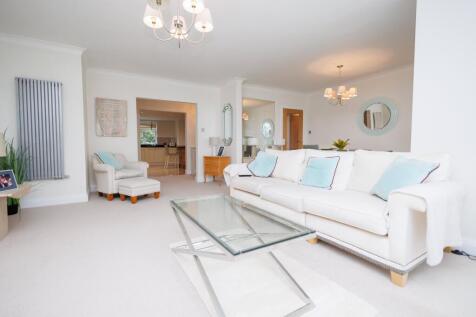 Livingdining room