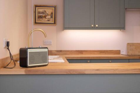 Kitchen radio
