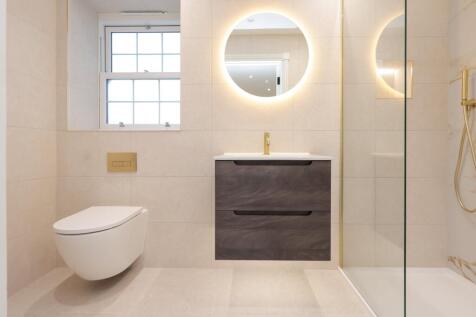 Master ensuite