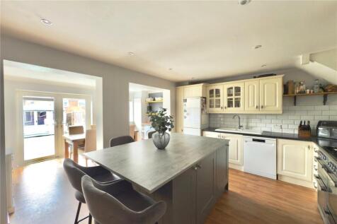 Kitchen/Bfast