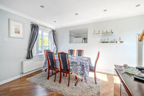 Dining Room Photo2