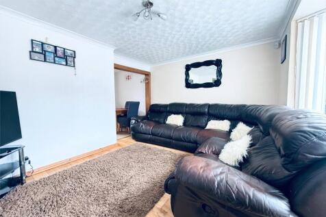 Living Room Photo 2