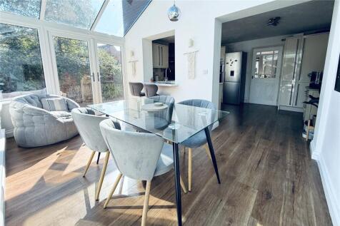 Conservatory/Dining