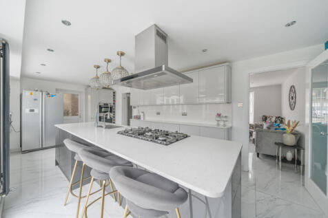 1360940-5-68dd187...