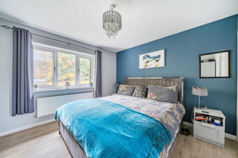 1371505-17-6904db...