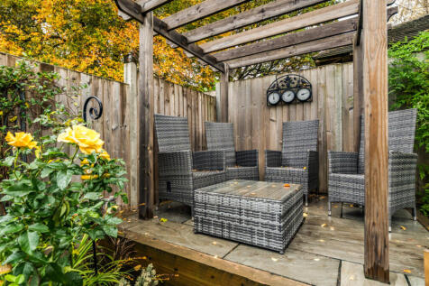 1371505-6-6904dac...