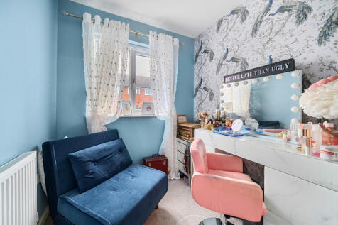 1387059-8-6936aef...