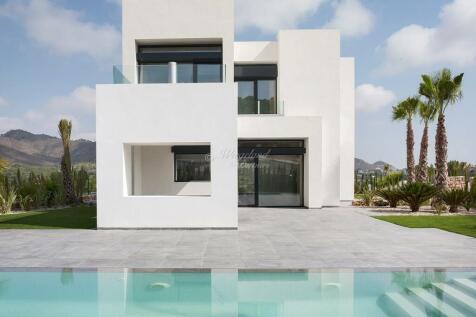 Basseng 2etg Villa