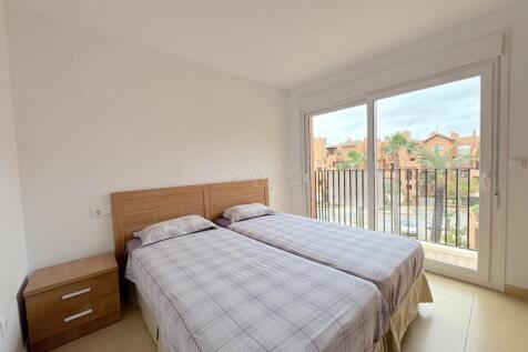 Bedroom 3 Balcony dbl bed