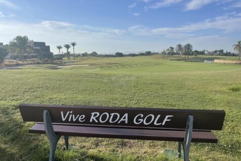 Roda Golf Benk